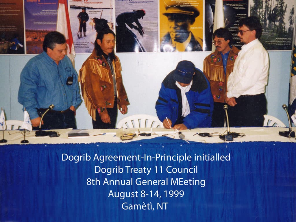 Dogrib Agreement-In-Principle initialled in Gamètì