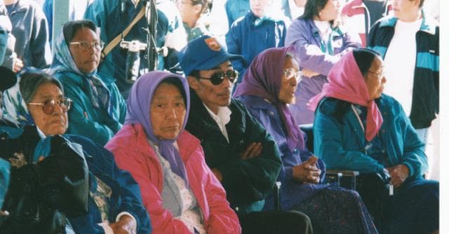 Tłı̨chǫ Ewò Kǫ̀nı̨hmbàa - The Dogrib Caribou Skin Lodge